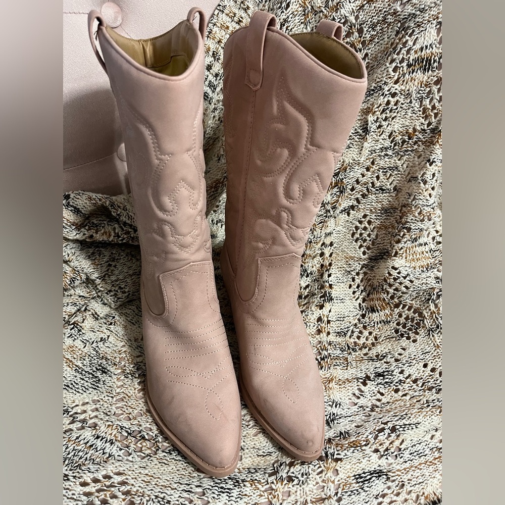 Women's Pink Western Boots